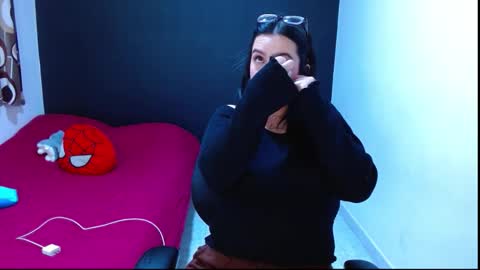 Chloe online show from October 7, 2:31 am