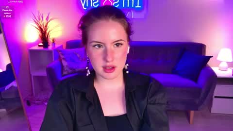 Snapshot of chloeaster chatting on July 1, 11:04 pm Chloe online show from July 1, 11:04 pm