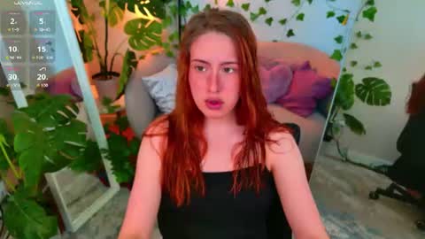 Snapshot of chloeaster chatting on August 2, 2:04 pm Chloe online show from August 2, 2:04 pm