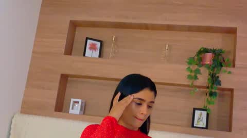 Snapshot of chloebenet chatting on March 21, 3:44 am chloebenet online show from March 21, 3:44 am