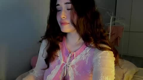 Snapshot of chloeblisss chatting on May 7, 4:29 am My name is Chloe Like my broadcast pls online show from May 7, 4:29 am