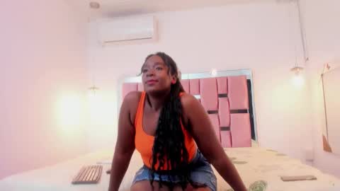 cloe online show from October 8, 2:04 pm