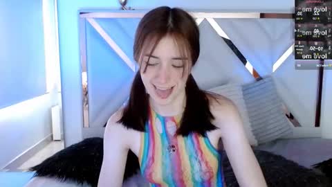 Chloe online show from September 20, 2:29 pm