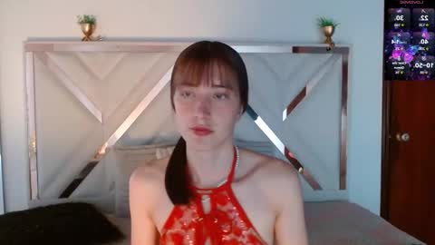 Chloe online show from September 26, 3:05 pm