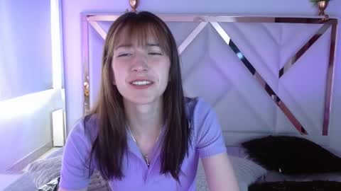 Chloe online show from November 16, 3:17 pm