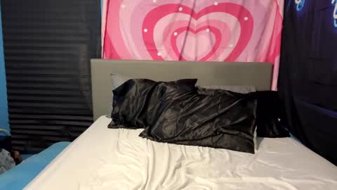 Chloes Big Boobs online show from February 2, 6:48 am