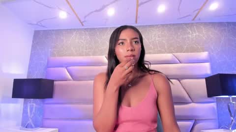 CHLOE  online show from January 26, 12:48 am