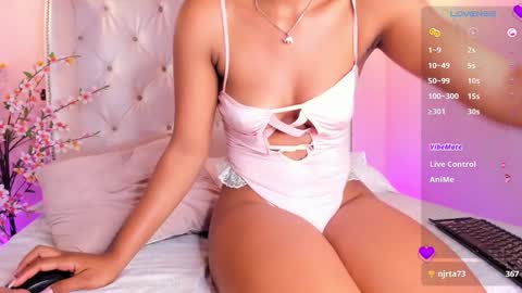 CHLOE  online show from February 27, 11:15 pm