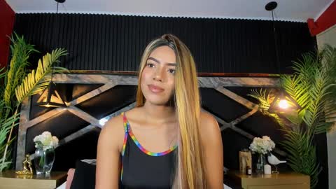 CHLOE  online show from March 11, 9:04 pm