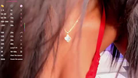 CHLOE  online show from November 8, 12:44 am