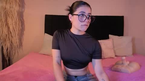 ChloeTurner  online show from November 23, 6:52 pm