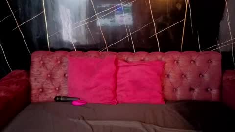 ChloeTurner  online show from May 11, 1:28 pm