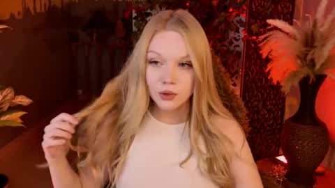 ChloeWight online show from March 19, 11:36 am