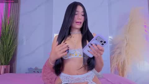 Chlooe online show from April 15, 2:18 am