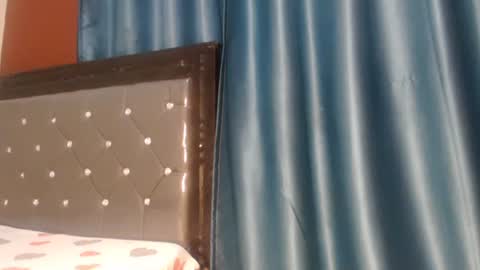 Cutie online show from March 4, 9:10 pm