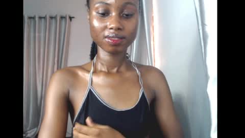 choco_petitqueen online show from March 27, 8:26 am