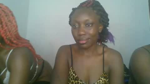 Snapshot of chocobear22 chatting on October 29, 8:27 am chocobear22 online show from October 29, 8:27 am