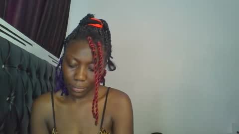 Snapshot of chocobear22 chatting on November 15, 9:06 am chocobear22 online show from November 15, 9:06 am