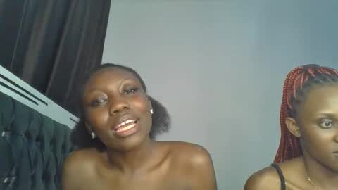 Snapshot of chocobear22 chatting on November 30, 10:03 pm chocobear22 online show from November 30, 10:03 pm