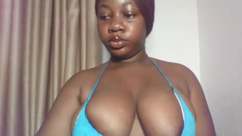 Snapshot of chocolateassgirl61 chatting on November 5, 6:57 am chocolateassgirl61 online show from November 5, 6:57 am