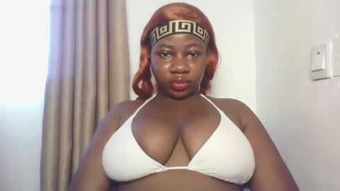 Snapshot of chocolateassgirl61 chatting on November 11, 7:41 am chocolateassgirl61 online show from November 11, 7:41 am