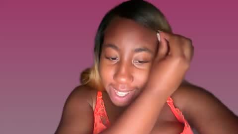 chocolatebunnycakez online show from July 18, 12:37 am