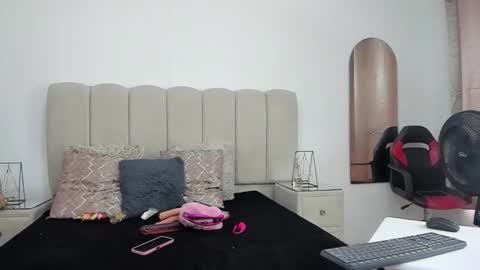 ChoeANDbritany online show from October 12, 7:35 pm