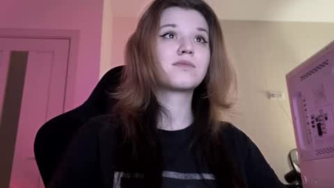 Lissa online show from February 28, 3:51 am