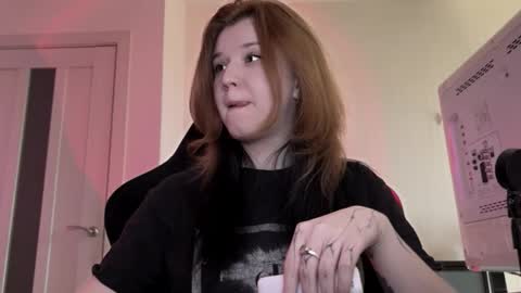 Lissa online show from March 23, 3:16 pm