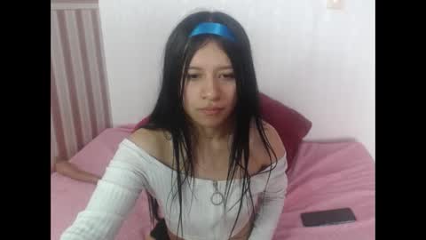 Snapshot of choinam_ra chatting on February 10, 4:14 pm Laura online show from February 10, 4:14 pm