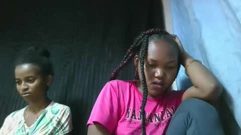 Snapshot of chololatblonde chatting on February 10, 12:53 pm chololatblonde online show from February 10, 12:53 pm