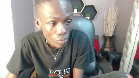 Chombo online show from December 17, 6:31 pm