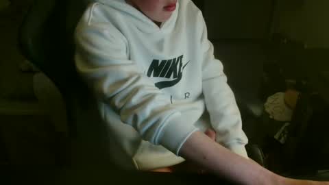 chopoter online show from November 20, 12:55 am