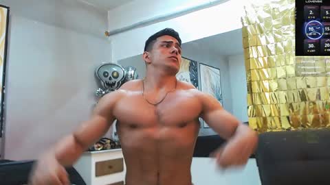 Chorey Thaylor online show from December 14, 5:58 pm