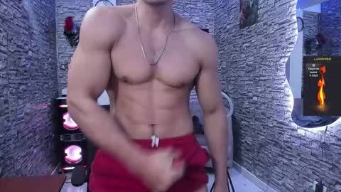 Snapshot of choreythaiylor chatting on March 13, 3:07 pm Chorey Thaylor online show from March 13, 3:07 pm