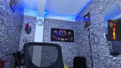 Snapshot of choreythaiylor chatting on March 26, 2:22 pm Chorey Thaylor online show from March 26, 2:22 pm