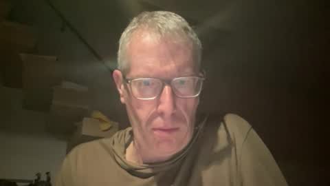 choupipat1 online show from October 12, 4:44 am