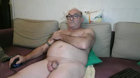 chrichri online show from November 16, 3:39 pm