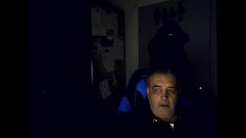 Chris online show from October 26, 3:56 am