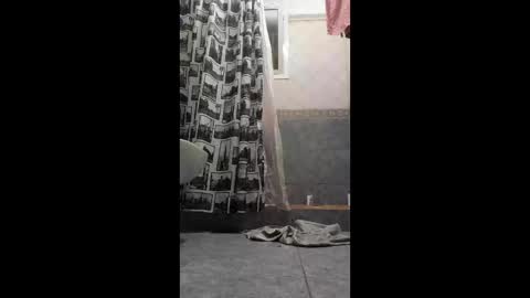 chris794467 online show from May 3, 3:12 am