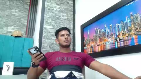 Snapshot of chris_dick2 chatting on January 9, 4:04 am chris_dick2 online show from January 9, 4:04 am