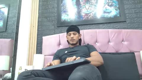 Snapshot of chris_dick2 chatting on January 16, 4:27 am chris_dick2 online show from January 16, 4:27 am