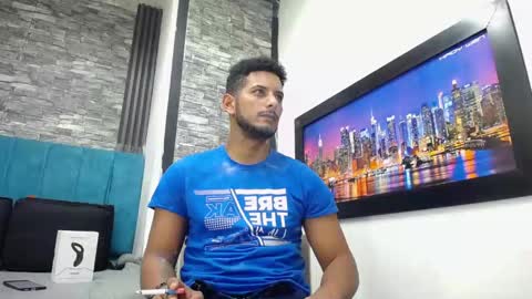 Snapshot of chris_dick2 chatting on February 17, 3:58 am chris_dick2 online show from February 17, 3:58 am