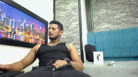 Snapshot of chris_dick2 chatting on February 24, 4:43 am chris_dick2 online show from February 24, 4:43 am