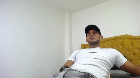 chris_dick2 online show from July 4, 4:51 am