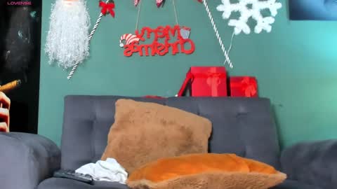 Chriz online show from December 14, 2:01 am