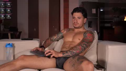 chris_morton online show from February 17, 12:51 am