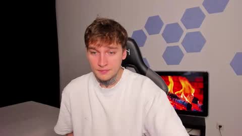 Chris Tyson online show from October 13, 4:18 pm