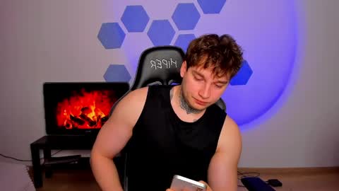 Chris Tyson online show from April 18, 10:08 am