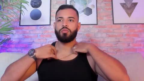 Snapshot of chris_varden chatting on December 17, 6:47 pm Chris Varden online show from December 17, 6:47 pm